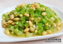 腌黄豆芹菜的做法